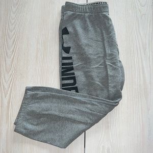 Under Armour capri sweatpants